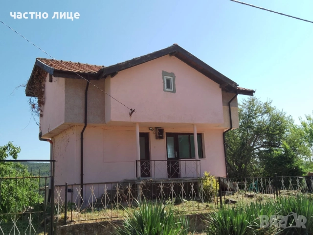 Продавам къща на 5км.от Обзор с.Приселци