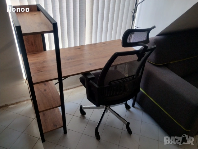 Бюро + офис стол - като нови 