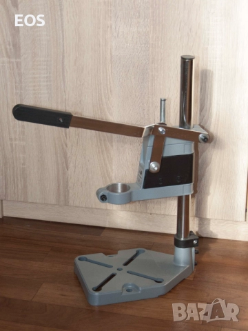 Стойка за дрелка