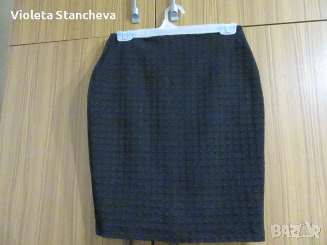 ЧЕРНА ЛАСТИЧНА ПОЛА, снимка 1