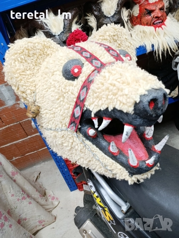 Маски глави на мечки