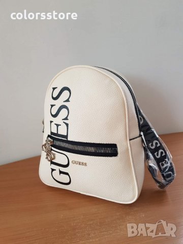 Бяла раница  Guess код SG33, снимка 2 - Раници - 35911936