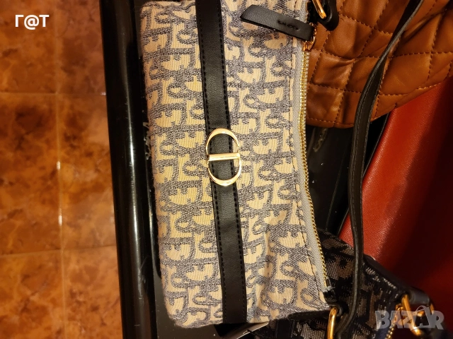 дамски чанти и портмонета, снимка 3 - Портфейли, портмонета - 53598573