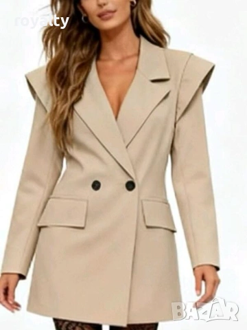 Дамско бежаво сако