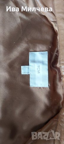 Дамско кожено яке, снимка 3 - Якета - 40768559