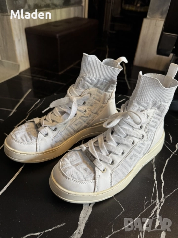 
The GUESS Manney high-top sneaker 