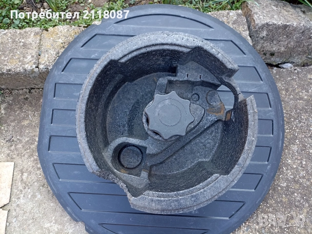 Ауди а4 б6 капак за резервна гума, снимка 2 - Аксесоари и консумативи - 53654060