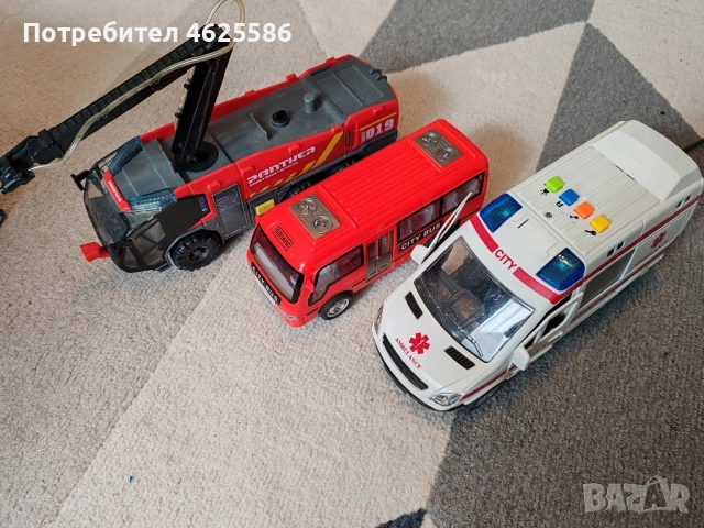 сет от пожарна, автобус и линейка 