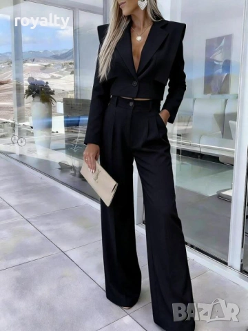 Елегантен черен костюм късо сако с панталон