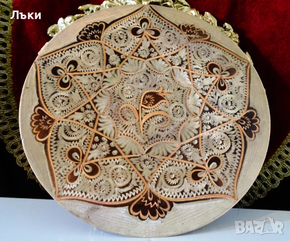 Медна чиния писана с цветя и орнаменти 20 см. 