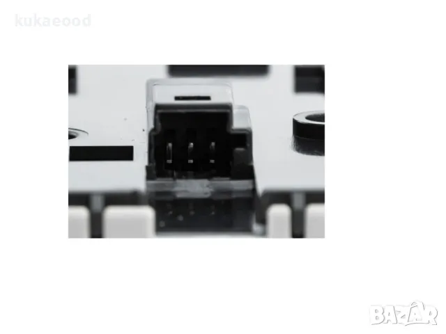 Бутони за ел стъкла Mercedes S-Class W222, снимка 4 - Части - 47375282