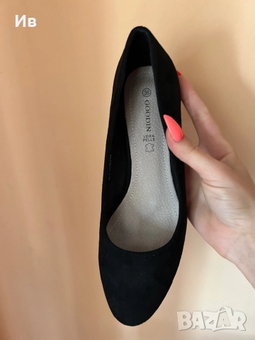 Нови дамски обувки😍, снимка 7 - Дамски обувки на ток - 51479395