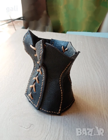 Черен кожен моливник ръчно изработен - за моливи четки инструменти, снимка 3 - Други - 53166662