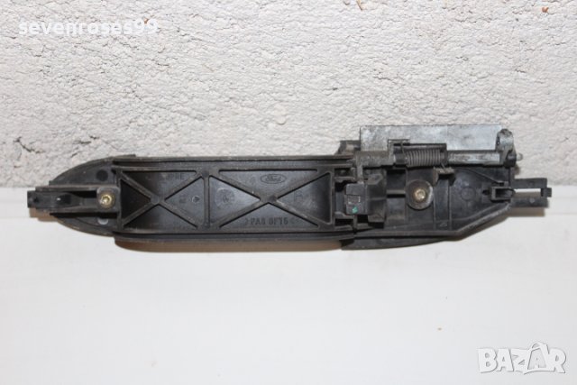 Дръжка външна задна дясна Форд Фокус 1 1.8tdci 90 Ford Focus 2000 хечбек, снимка 4 - Части - 42501170