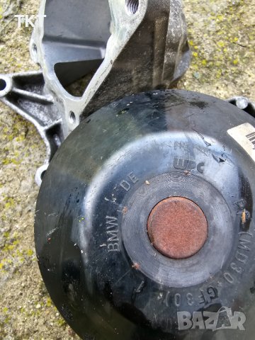 Водна помпа Бмв F01,F06,F10,F30,E70, E71, снимка 3 - Части - 40470272
