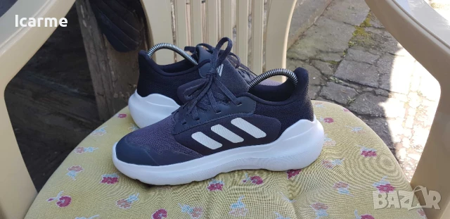 Оригинални маратонки Adidas Cloudfoam, снимка 2 - Маратонки - 50629814