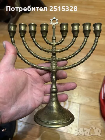 стар еврейски свещник ханукия