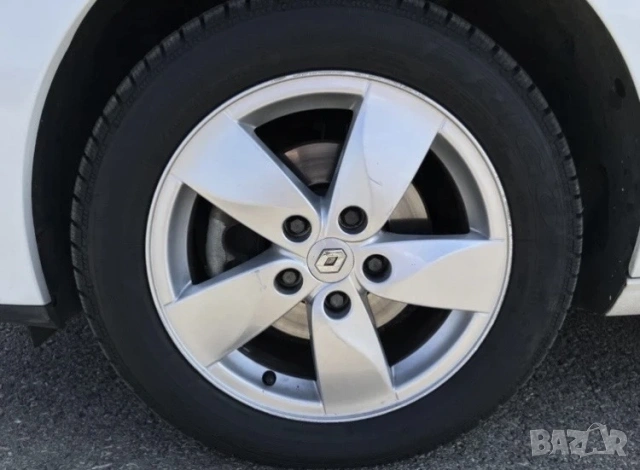 Renault Megane 1.5 Dci 110k.c. , снимка 13 - Автомобили и джипове - 53343393