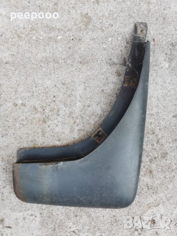 Оригинален заден десен калобран за Nissan X-Trail 2006 година 