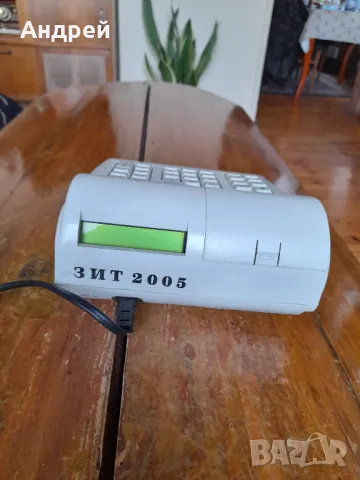 Стар касов апарат,елка ЗИТ 2005, снимка 3 - Антикварни и старинни предмети - 48225720