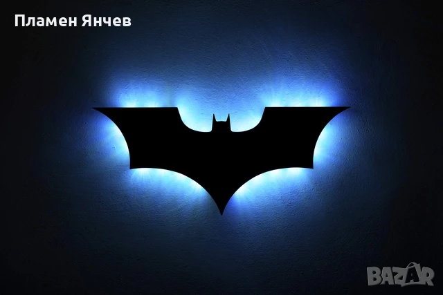 Супергеройска LED лампа с дистанционно управление 