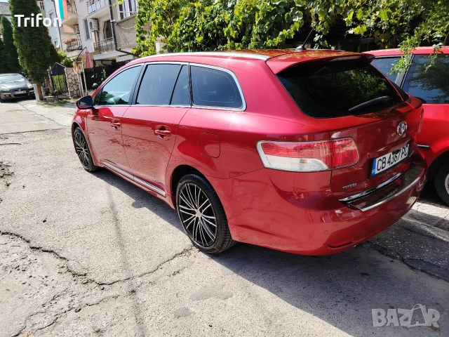 Toyota Avensis 1.8 бензин/газ, снимка 4 - Автомобили и джипове - 52957685
