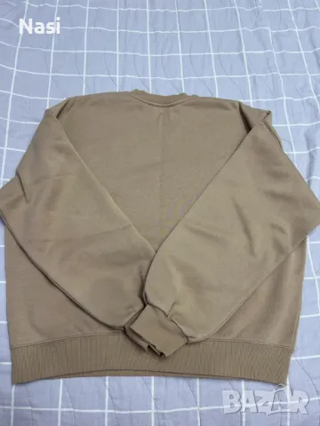 Блуза Bershka , снимка 4 - Блузи с дълъг ръкав и пуловери - 47368353