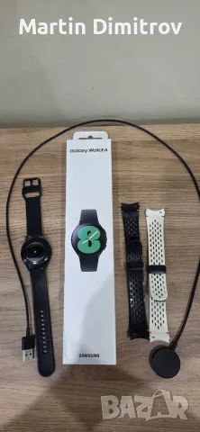 Samsung Galaxy Watch4 40mm SM-R860 + кутия, зарядно и каишки, снимка 2 - Смарт часовници - 55778294