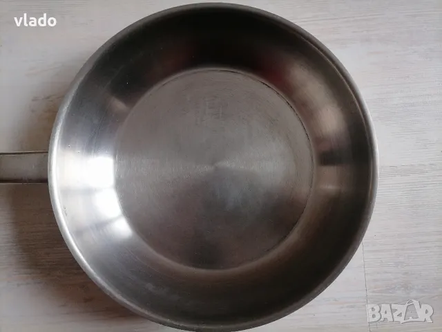 Професионален немски тиган 24см, снимка 2 - Прибори за хранене, готвене и сервиране - 48037796