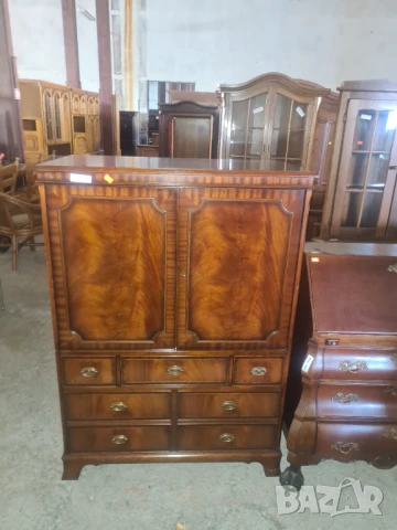 Тв шкаф трансопрматор внос от Европа