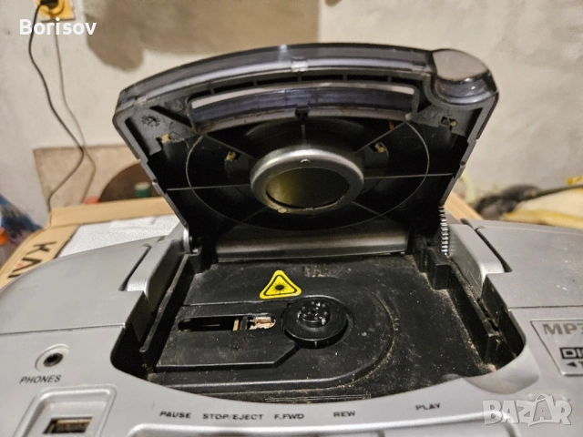 Радиокасетофон Karcher със CD и флашка, снимка 4 - Радиокасетофони, транзистори - 52028806