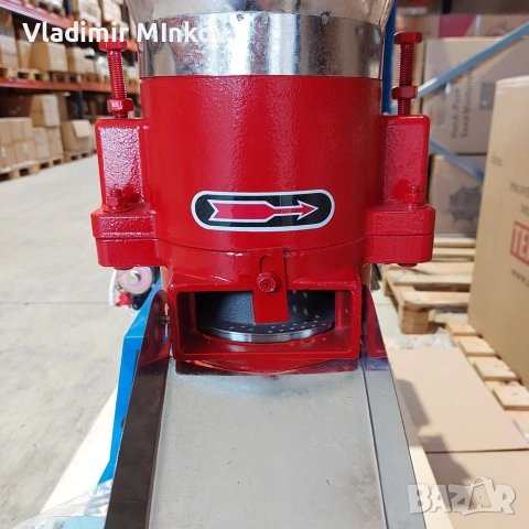 ​База за гранулатор KL-140S (тяло и редуктор) + 2 матрици, снимка 2 - Други машини и части - 53270615