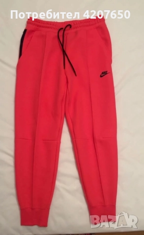Nike tech fleece става за хс,с,м, снимка 2 - Панталони - 52586391