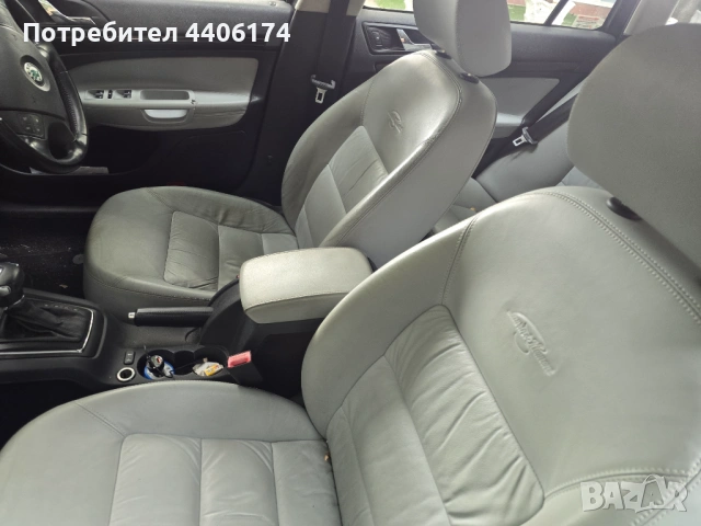 Skoda Oktavia 2.0 laurin & klement, снимка 7 - Автомобили и джипове - 53092983