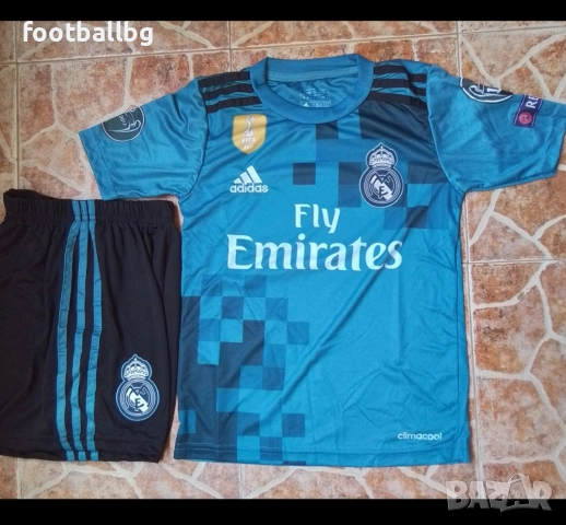 CR7 💙⚽️ детско юношески футболни екипи РЕТРО екипи REAL MADRID , снимка 6 - Футбол - 34556196
