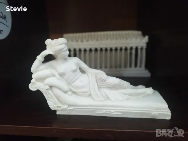 Статуетка от алабастър - Паолина Бонапарт