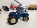 COLLECTIBLE TRACTOR MODEL FORD TW-20 PRODUCED BY BRITAINS активно кормило и теглич.  ,състояние види, снимка 4