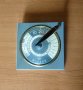 Москва-стар термометър - календар, снимка 1 - Антикварни и старинни предмети - 40643483