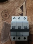 Автоматичен прекъсвач Hager MBN 325 (3-полюсен, B25, 6kA), снимка 1