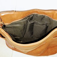 Дамска чанта от еко кожа, чисто нова, снимка 3 - Чанти - 41943345