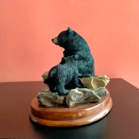 Колекционерска декоративна фигура Черна мечка с малко мече, снимка 9 - Колекции - 40160185