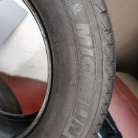 зимни гуми Michelin 235 65 17, снимка 3 - Гуми и джанти - 42032033