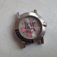 Неработещ часовник BOY LONDON , снимка 1 - Антикварни и старинни предмети - 44273877