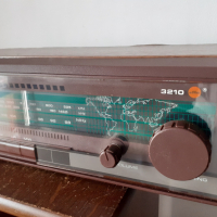 Радио Elta  Heimradio 3210 Germany

, снимка 4 - Радиокасетофони, транзистори - 44553407