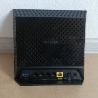 NetGear R6300 Smart Wifi Router 5GHZ, снимка 2 - Рутери - 41425377