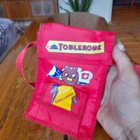 Стара чантичка Toblerone, снимка 3 - Антикварни и старинни предмети - 42134513