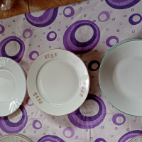Български порцеланови чинии, снимка 2 - Чинии - 44793527