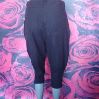 Черни бермуди тип потури С/М, снимка 2 - Къси панталони и бермуди - 41400173