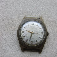 Стар часовник DAMAS, снимка 2 - Антикварни и старинни предмети - 41633376