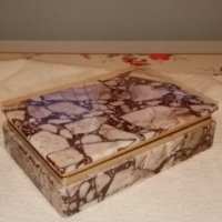 Мраморна кутия за бижута, снимка 1 - Антикварни и старинни предмети - 40453920